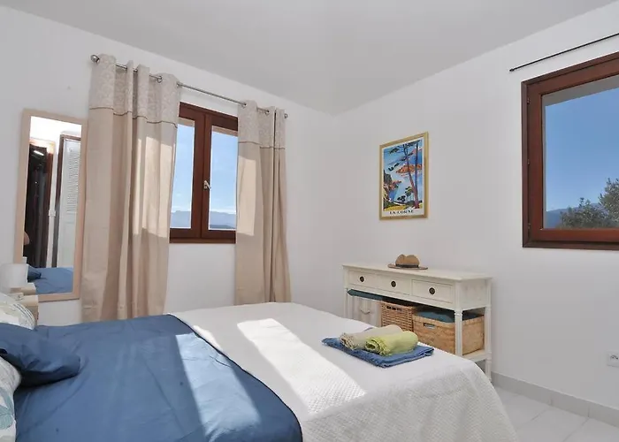 Sea View - Cala Rossa Private Park *