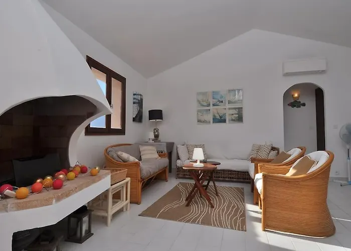 Vakantiehuis Sea View - Cala Rossa Private Park *